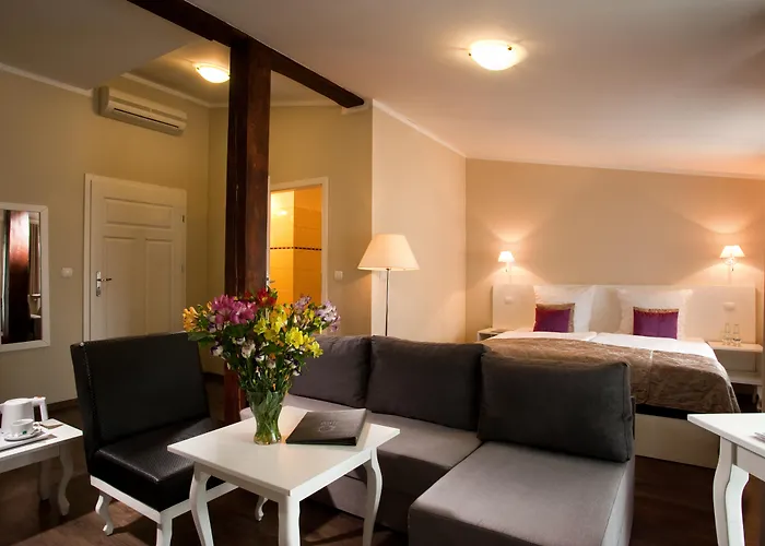 塞拉利昂公寓式酒店 3*