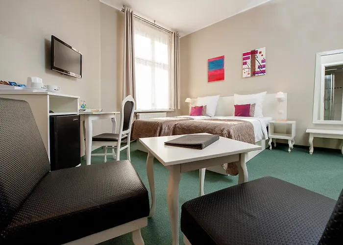 Leone Apartmanhotel 3*