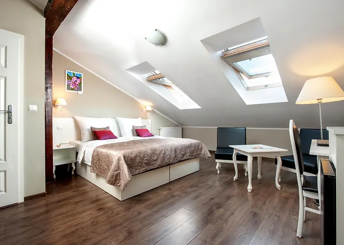 Leone Apartmanhotel 3*