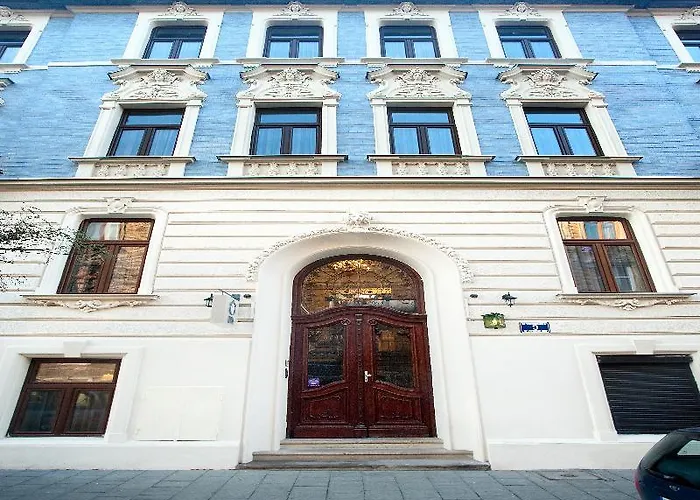 Apartmanhotel Leone 3*