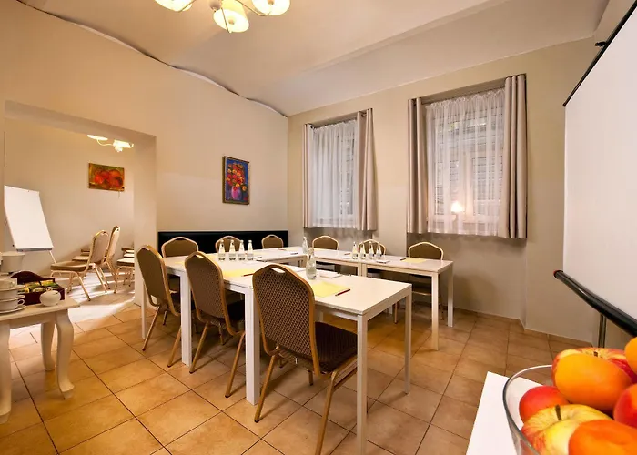 Leone Apartmanhotel