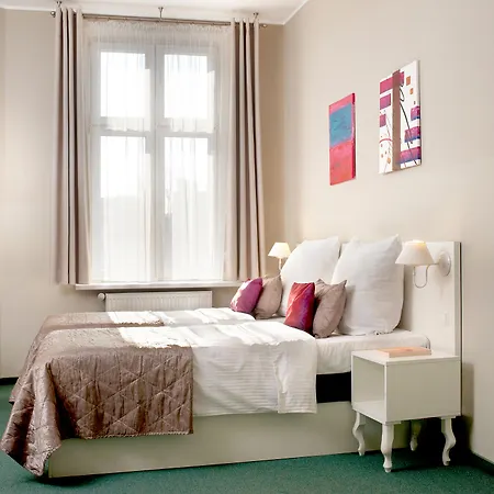 Leone 3* Krakow