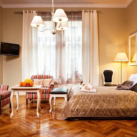 Apartahotel Leone 3*