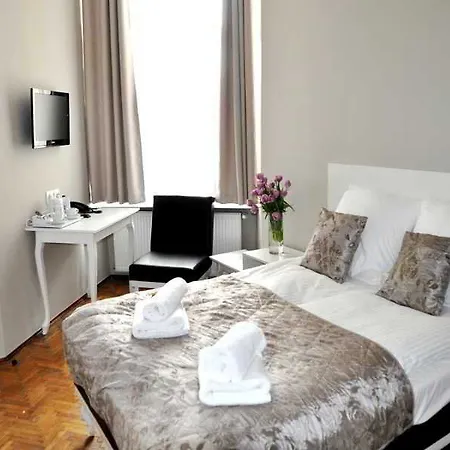 Leone 3* Krakau