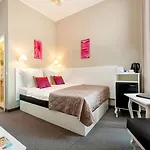 Leone Apart Otel