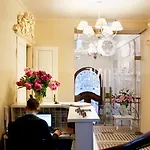 Leone Apart Otel