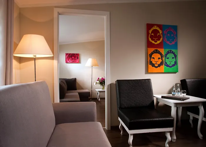 Leone Apartahotel 3*